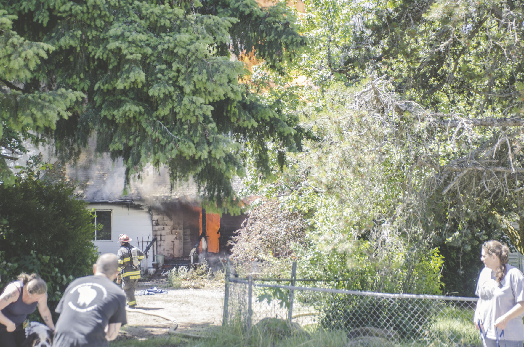 190613.sirens.housefire.er3.jpg